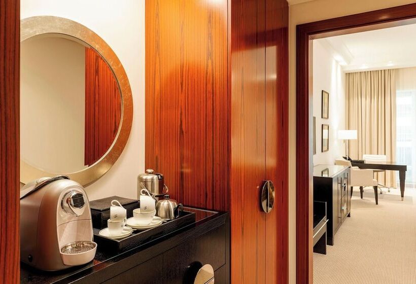 Номер Премиум, Grosvenor House, A Luxury Collection Hotel, Dubai