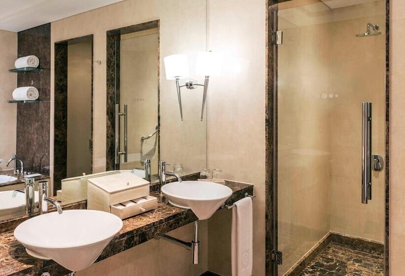Люкс Премиум, Grosvenor House, A Luxury Collection Hotel, Dubai