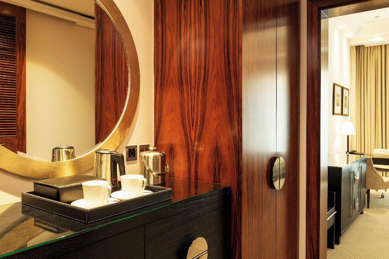 Люкс Deluxe Кровать Кинг, Grosvenor House, A Luxury Collection Hotel, Dubai