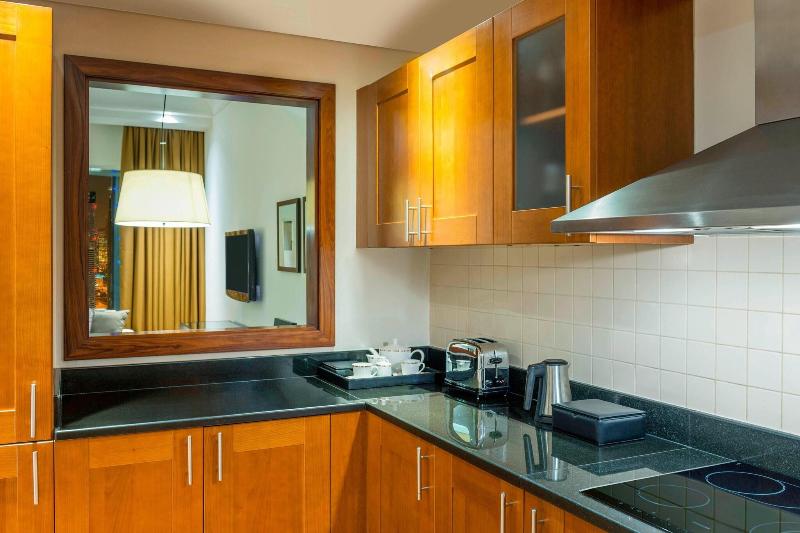 Апартаменты 2 Спальни, Grosvenor House, A Luxury Collection Hotel, Dubai