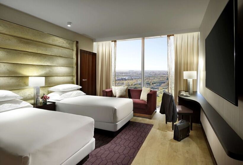 Семейный Номер Deluxe, Hyatt Regency Barcelona Tower