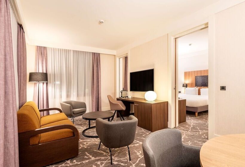 سوییت, Radisson Blu Hotel Paris, Marne La Vallée