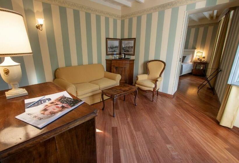 豪华房间, Albergo Le Due Corti