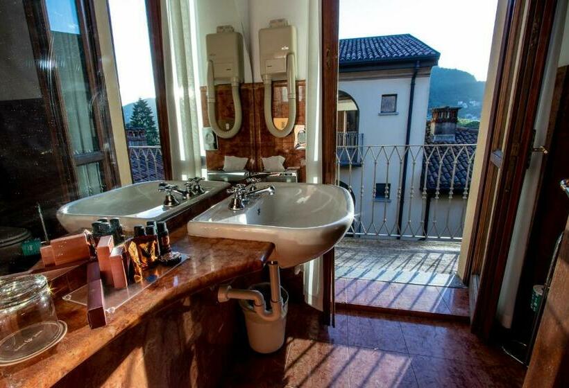 高级大房间, Albergo Le Due Corti