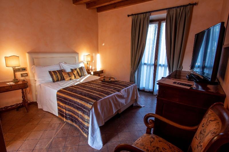高级大房间, Albergo Le Due Corti