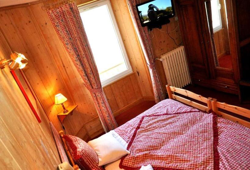 اتاق استاندارد با چشم‌انداز, Belvédère Relais Motos