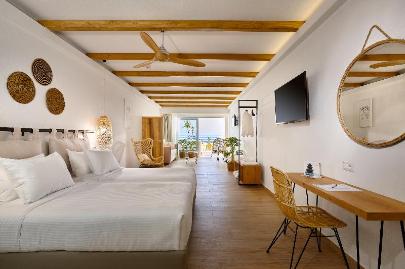 سوئیت جونیور سوپریور با چشم‌انداز دریا, Blue Marine Resort And Spa
