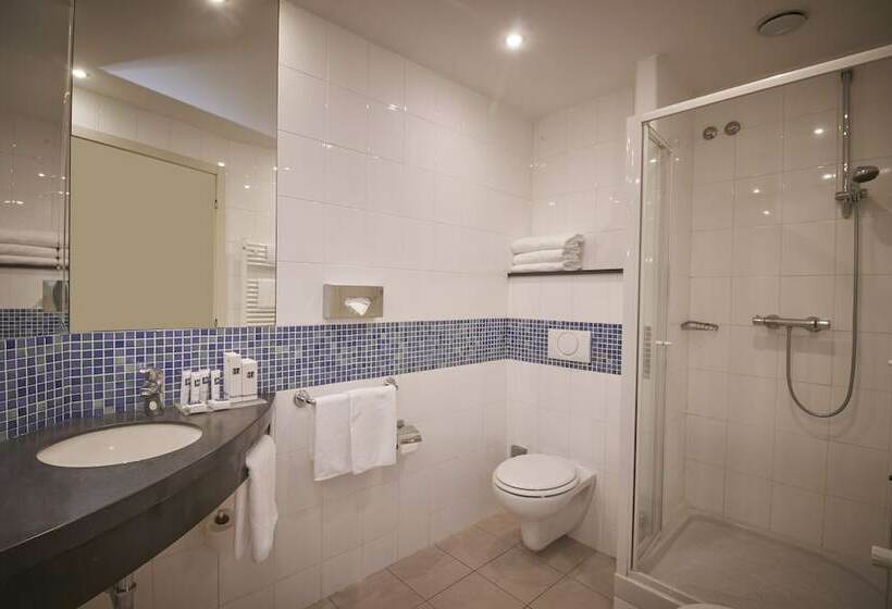 اتاق استاندارد چهار تخته, Ih Hotels Milano Gioia