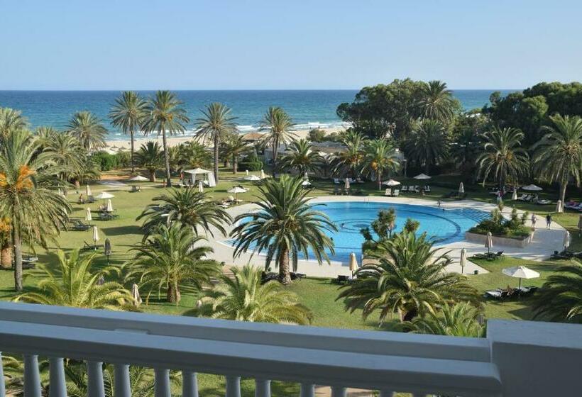 سوییت جونیور با چشم‌انداز دریا, Oceana Hotel & Spa Focussed Adults