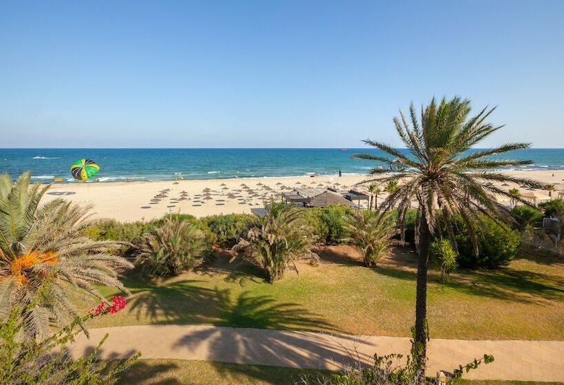 سوییت جونیور با چشم‌انداز دریا, Oceana Hotel & Spa Focussed Adults