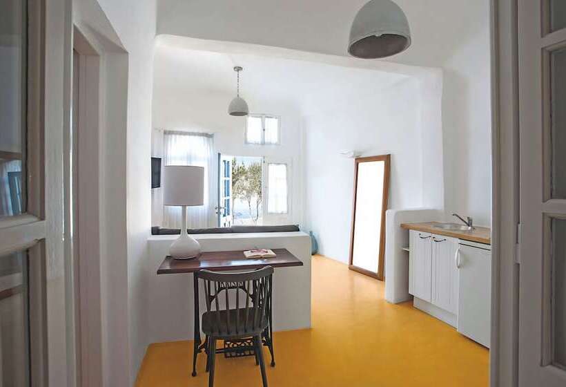 سوئیت سینیور, Remezzo Villas