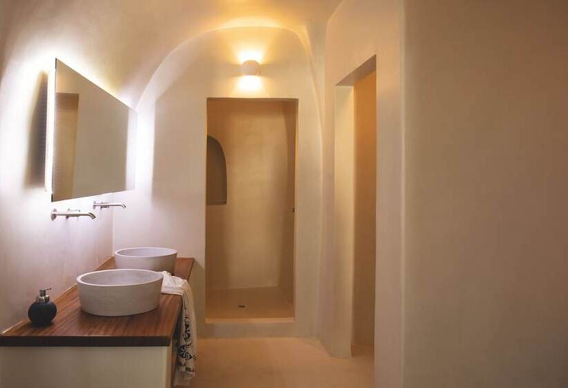 سوییت سوپریور, Remezzo Villas