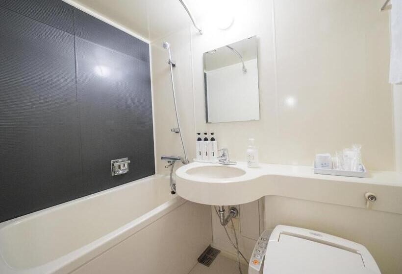 اتاق عادی با تخت دوبل, Shin Osaka