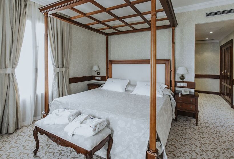 Suite, Candido 4* Sup