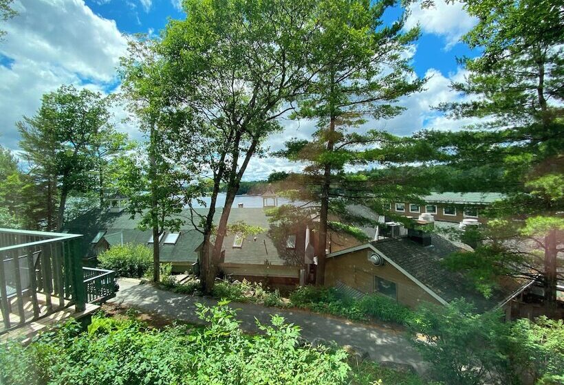 Люкс, Rocky Crest Golf Resort