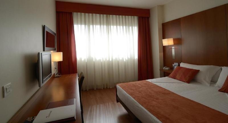 اتاق استاندارد, Xon's Valencia