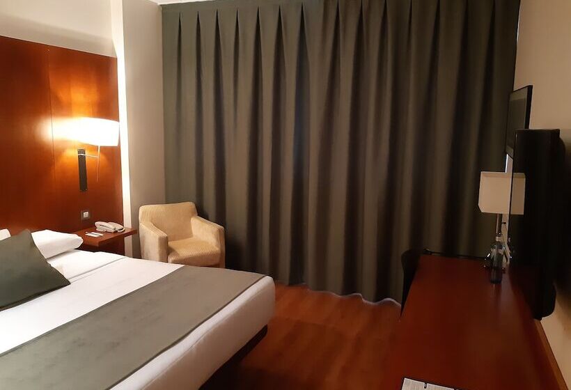 اتاق استاندارد, Xon's Valencia