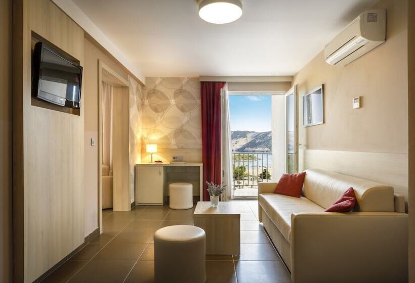 Полулюкс, San Marino Resort