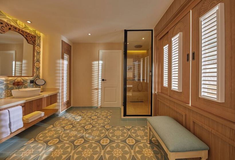 سوییت جونیور با چشم‌انداز دریا, Cayo Levantado Resort