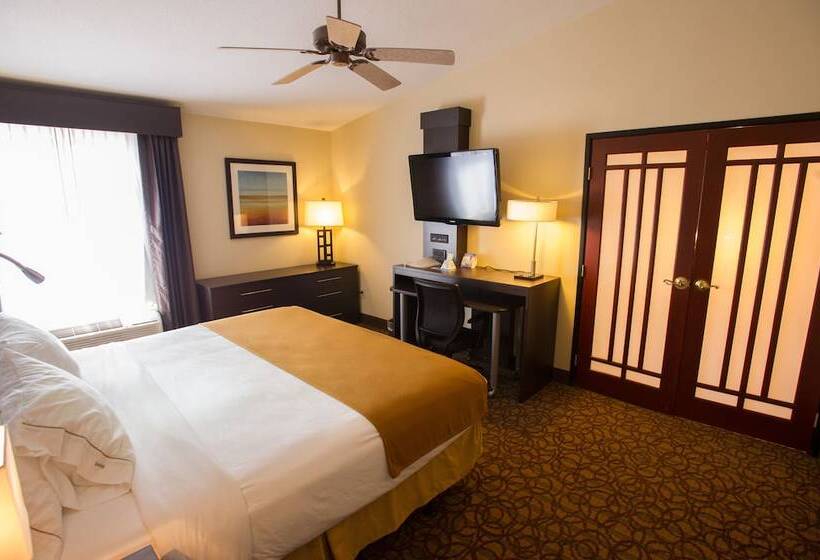اتاق استاندارد, Holiday Inn Express & Suites Topeka West I 70 Wanamaker, An Ihg