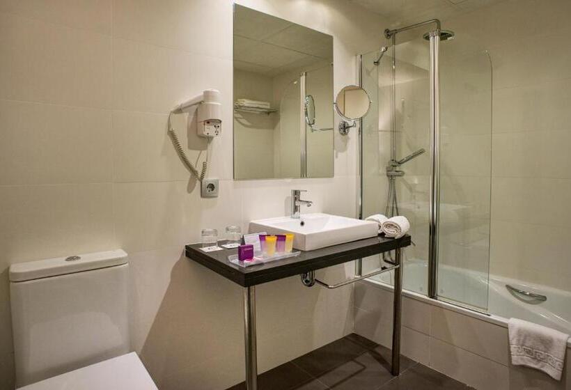 Quarto Estandar, Mediterraneo