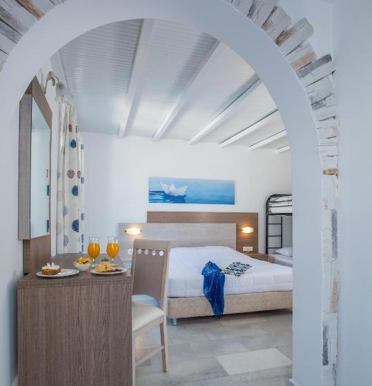 اتاق استاندارد چهار تخته, Naxos Holidays