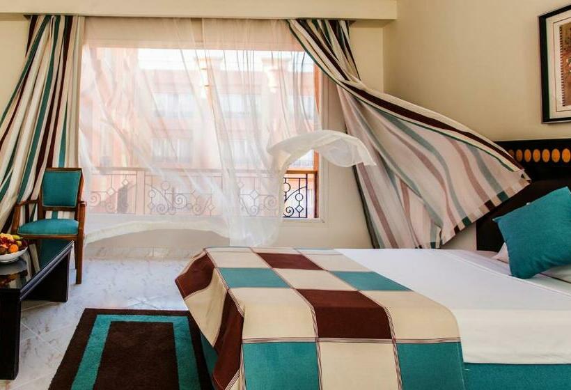 اتاق استاندارد سه نفره, Seagull Beach Resort  Families And Couples Only