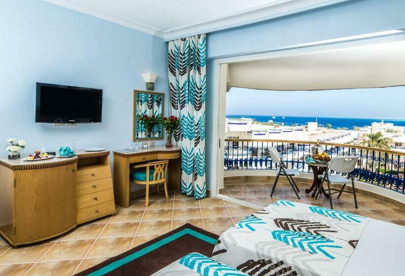اتاق استاندارد با چشم‌انداز استخر, Seagull Beach Resort  Families And Couples Only