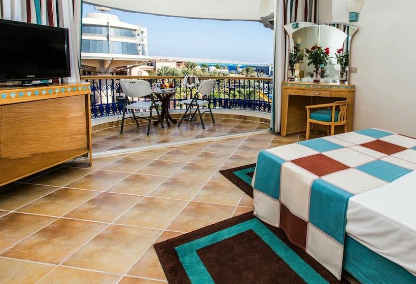 اتاق استاندارد با چشم‌انداز استخر, Seagull Beach Resort  Families And Couples Only