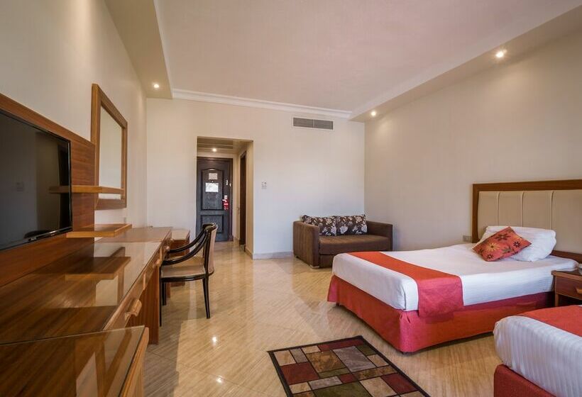 اتاق استاندارد با چشم‌انداز استخر, Seagull Beach Resort  Families And Couples Only