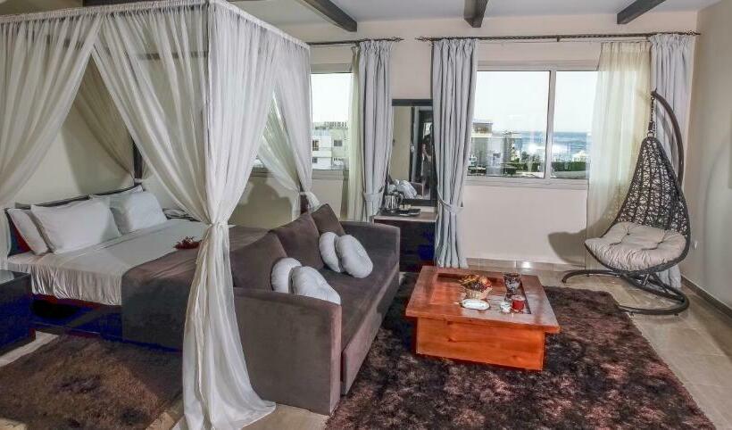 سوییت با چشم‌انداز دریا, Seagull Beach Resort  Families And Couples Only