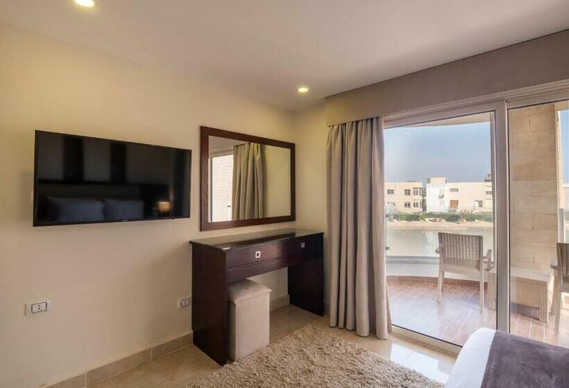 سوییت با چشم‌انداز دریا, Seagull Beach Resort  Families And Couples Only