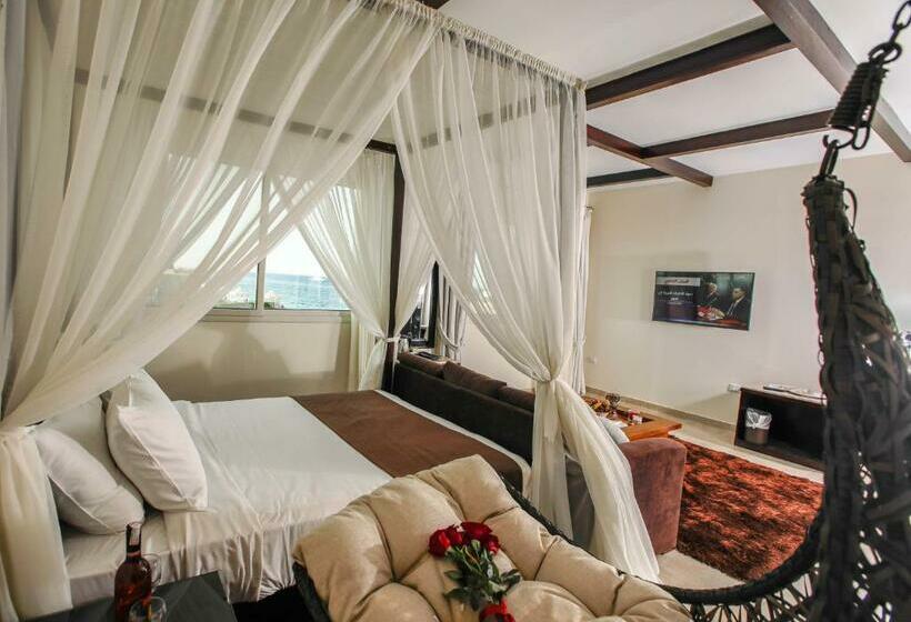 سوییت با چشم‌انداز دریا, Seagull Beach Resort  Families And Couples Only