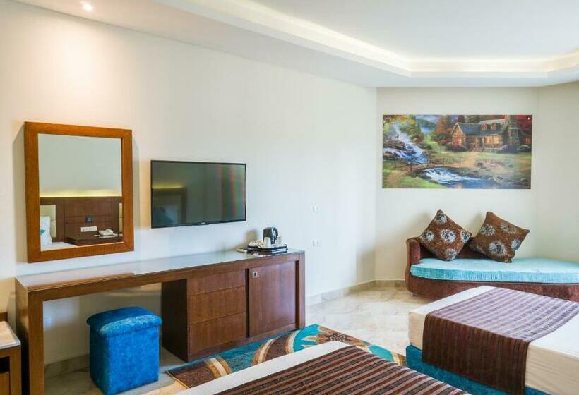 اتاق سوپریور با چشم‌انداز دریا, Seagull Beach Resort  Families And Couples Only