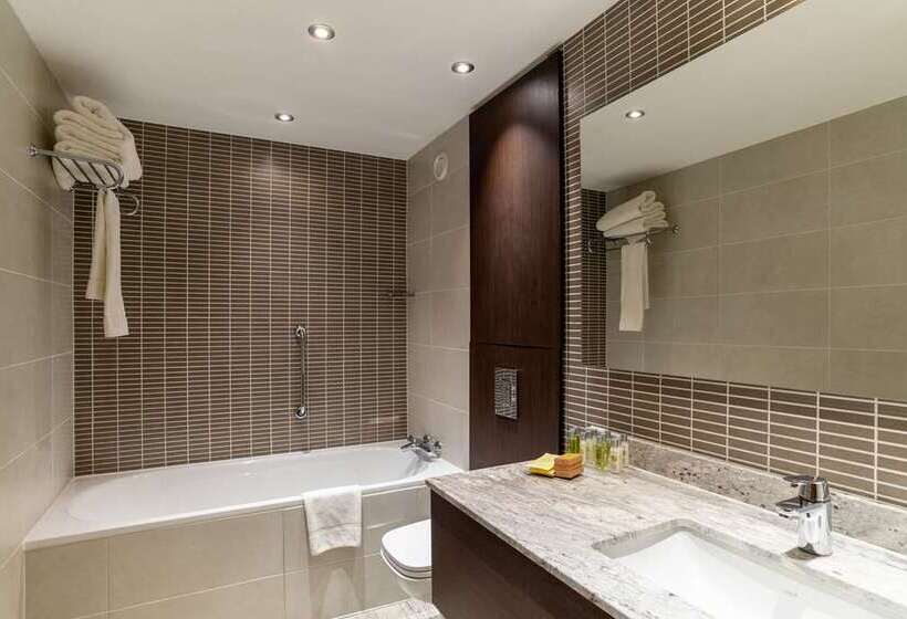 Номер Стандарт, Hilton Newcastle Gateshead