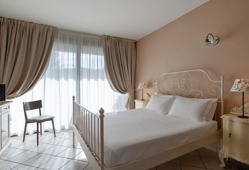Студио Стандарт Вид на Сад, Il Sogno Apartments