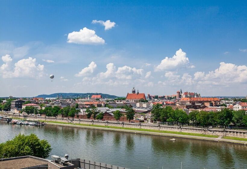 Номер Стандарт Вид на Реку, Qubus Hotel Kraków
