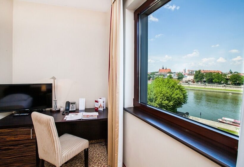 Номер Стандарт, Qubus Hotel Kraków