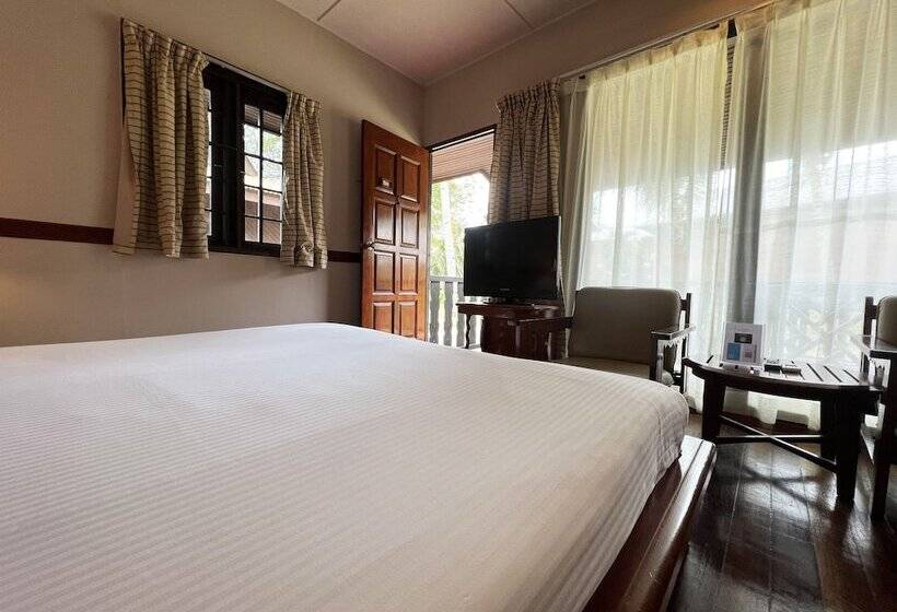 اتاق استاندارد با تراس, Berjaya Tioman Resort