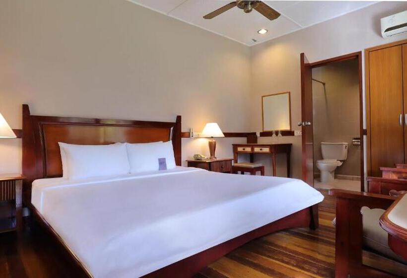 اتاق استاندارد با تراس, Berjaya Tioman Resort