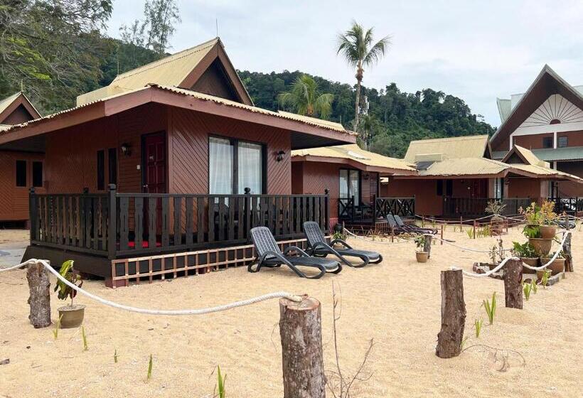 اتاق استاندارد با تراس, Berjaya Tioman Resort