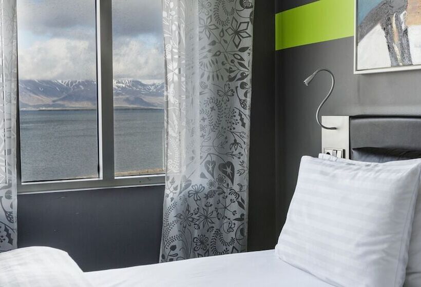 اتاق استاندارد با چشم‌انداز دریا, Center Hotels Arnarhvoll