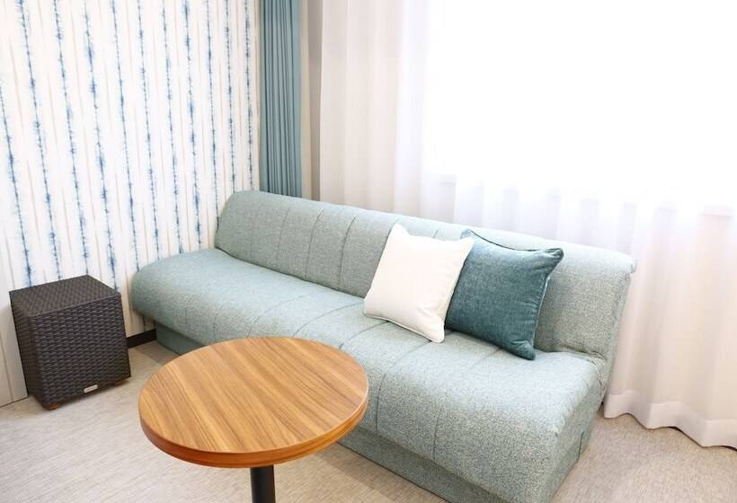 اتاق لوکس, Jal City Naha