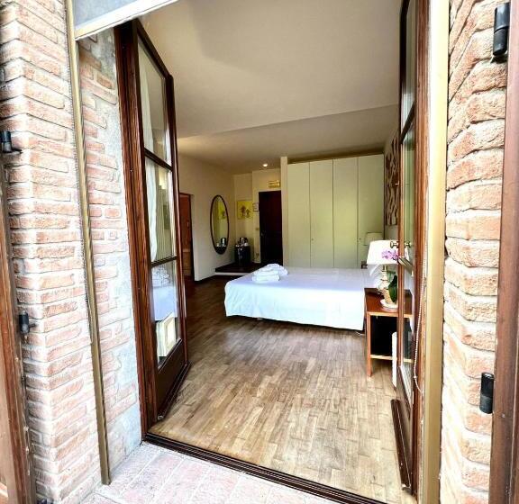Номер Стандарт Вид на Сад, Lodole B&b