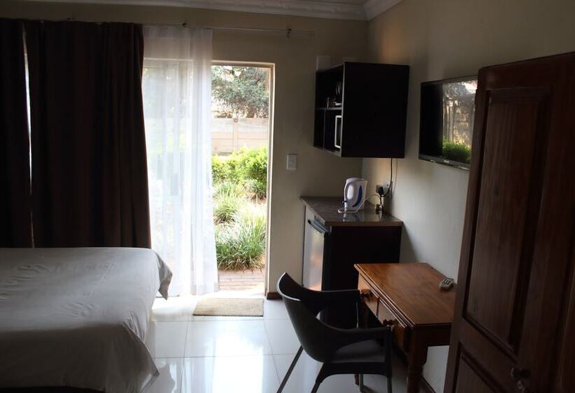 اتاق اجرایی, Purple Olive Guest House