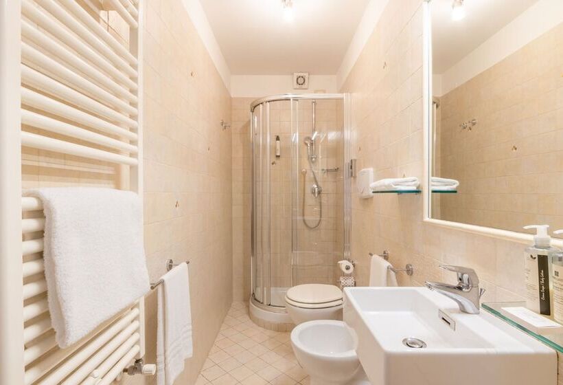 Номер Стандарт Индивидуальный, Venice Resort Airport