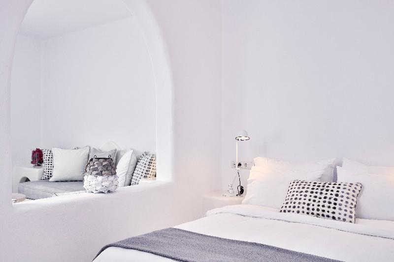 Люкс, Cliff Side Suites