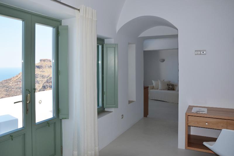 エクゼクティブスイート, Cliff Side Suites