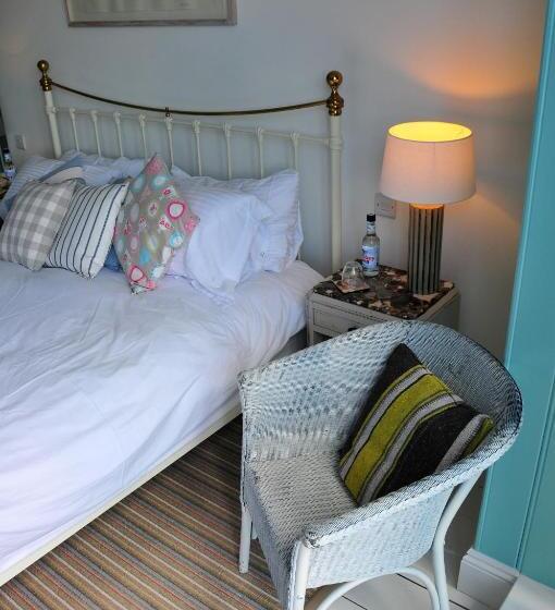 Классический Номер, Lulworth Cove Inn