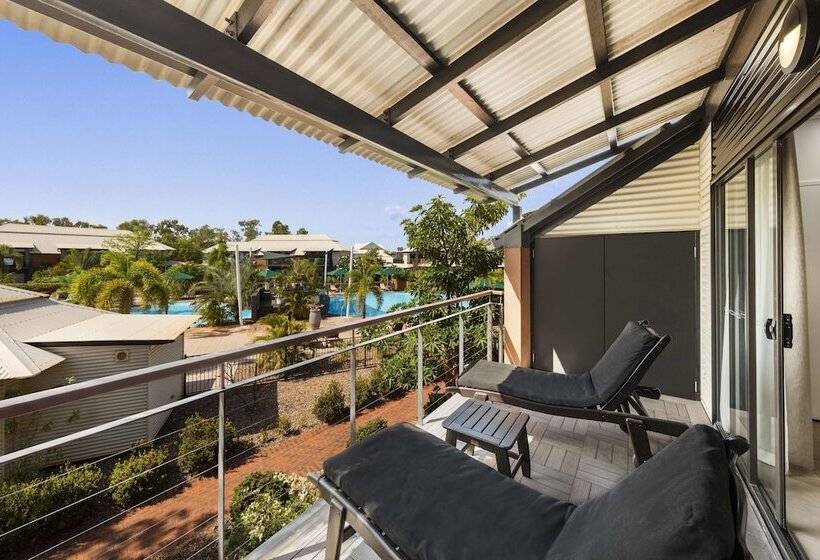 Escritório Estándar, Oaks Cable Beach Resort